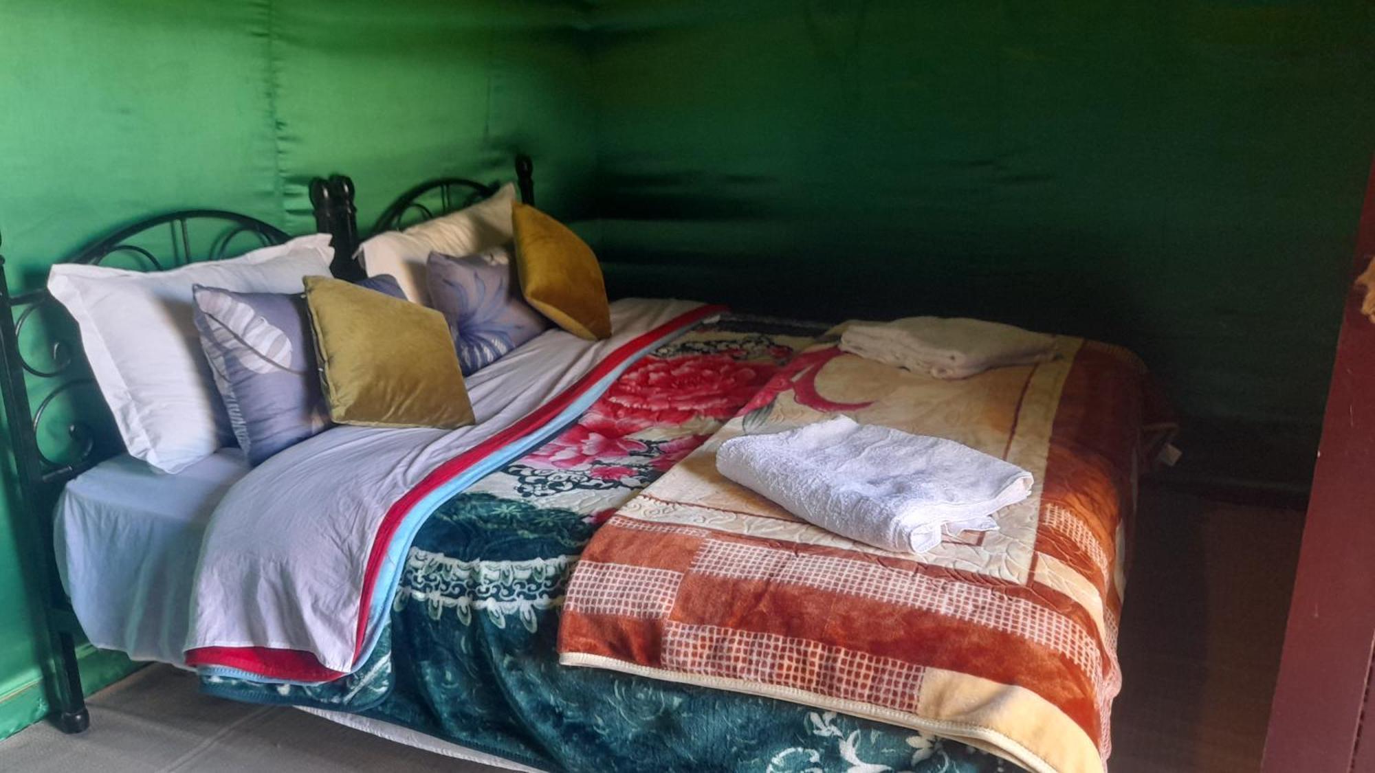 Luxury Trek Desert Camp Мерзуга Экстерьер фото